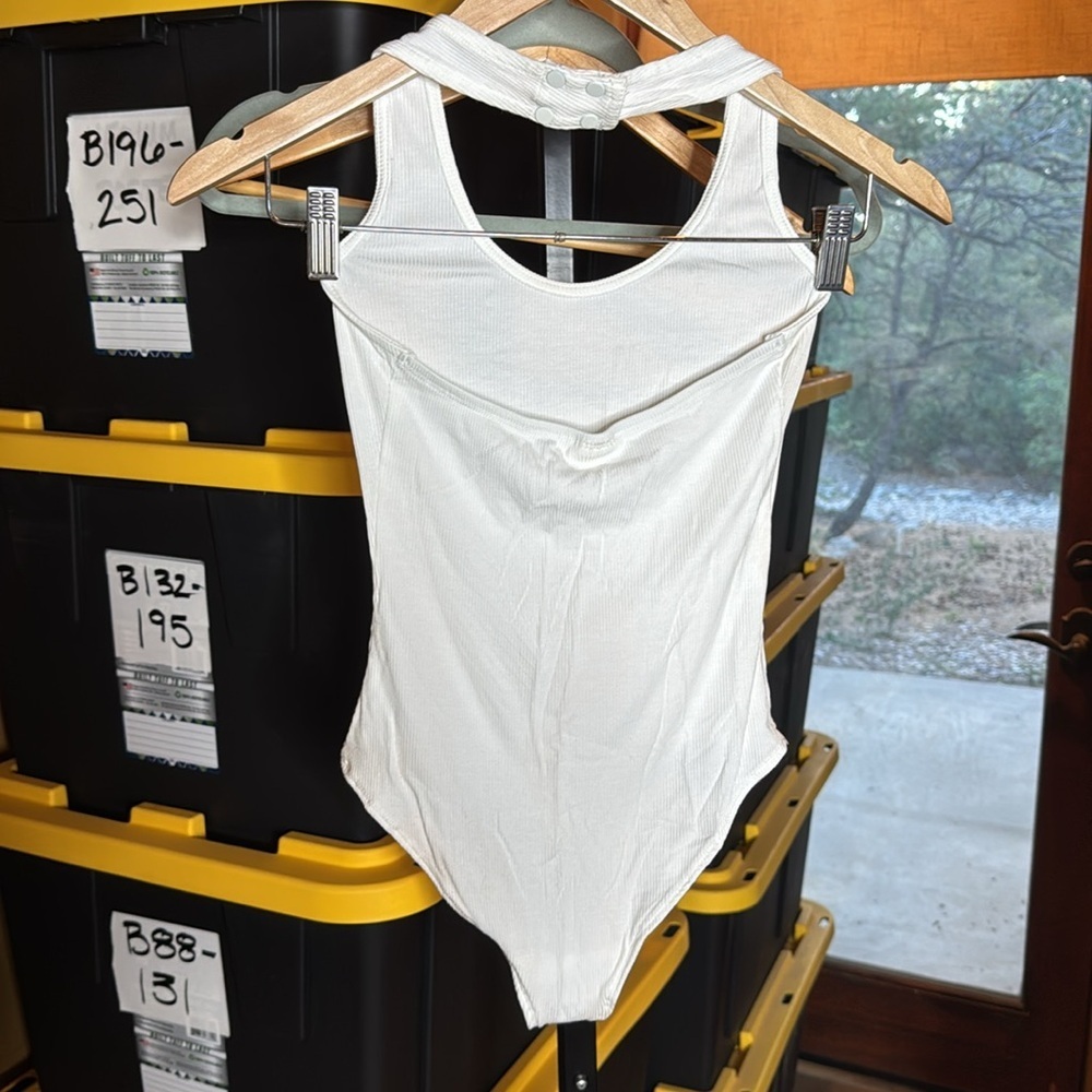 Selfie by Self Esteem Women Halter Spring Bodysuit White Size XS - Picture 6 of 9